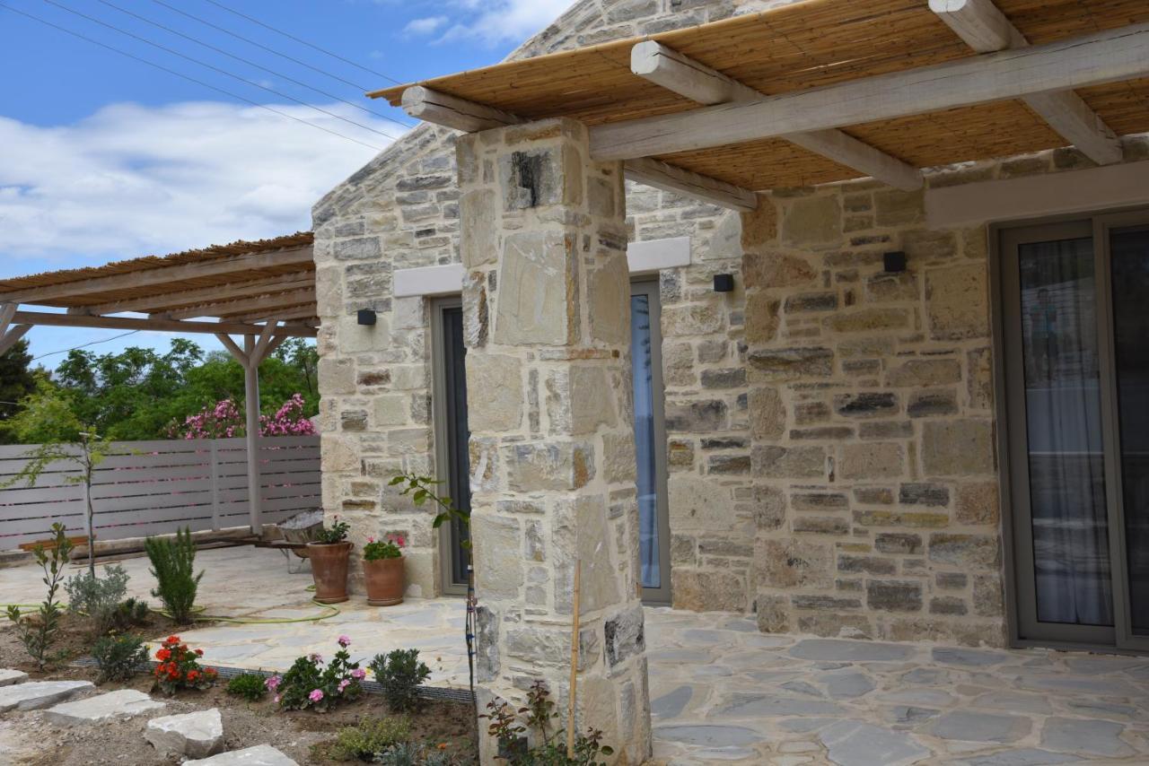 Laini Luxury Suites Pombia Exterior photo