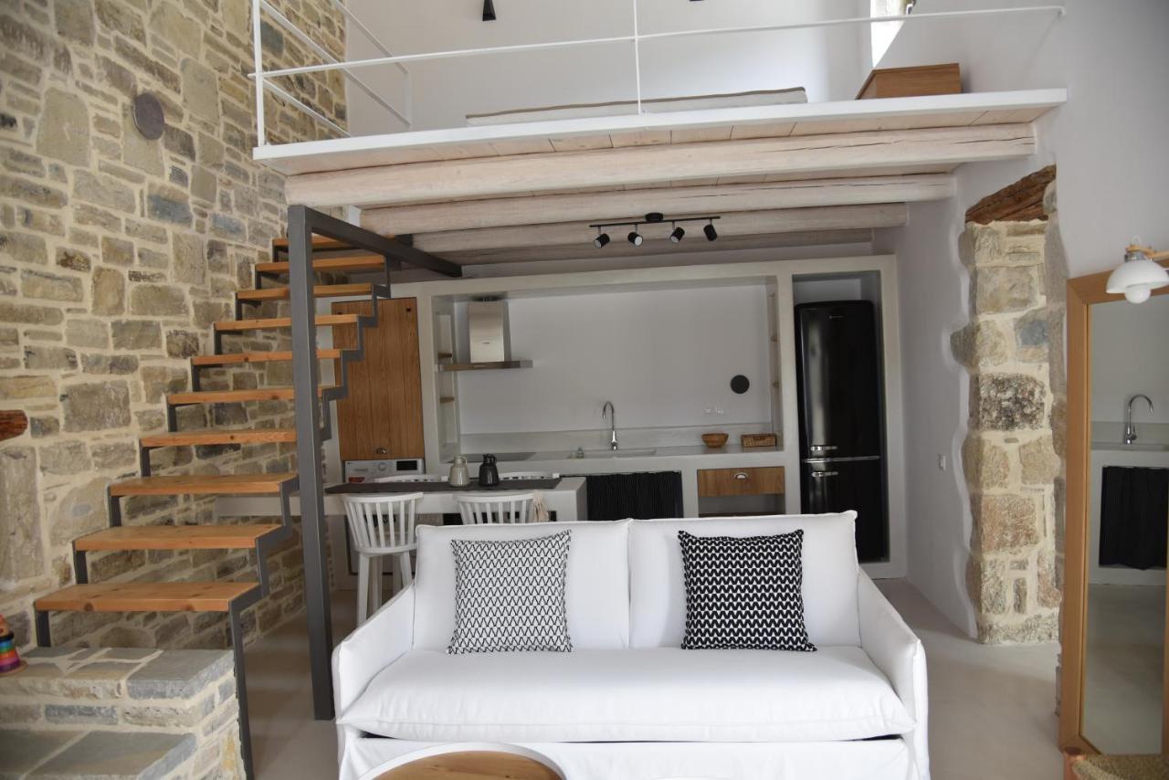 Laini Luxury Suites Pombia Exterior photo