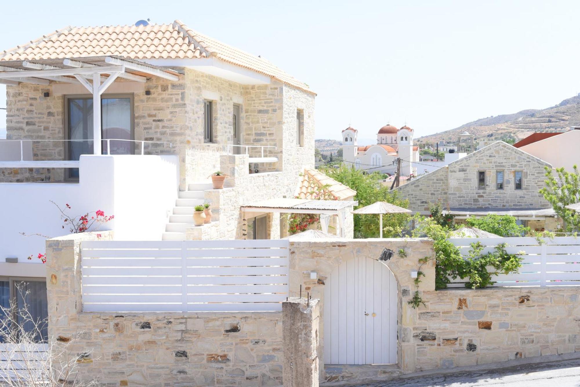 Laini Luxury Suites Pombia Exterior photo